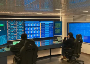 Salmones Camanchaca estrena su Sala de Análisis de Alimentación en Puerto Montt 