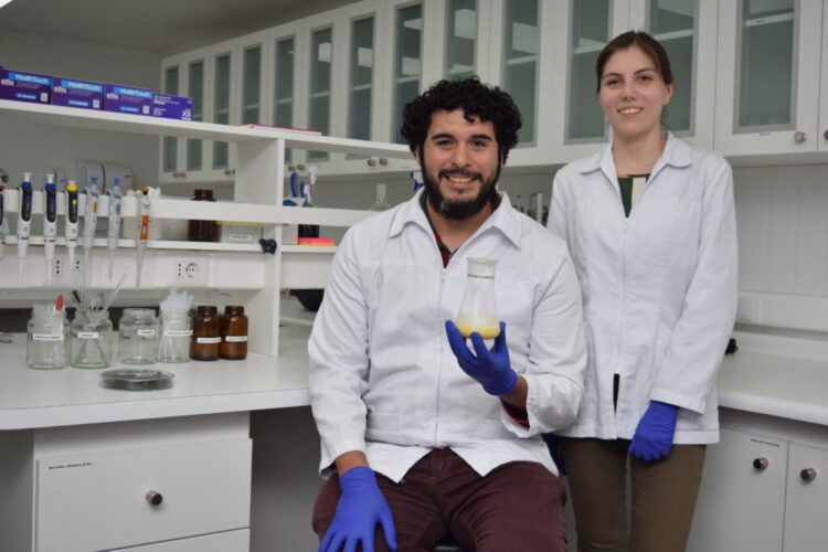 Presentan grasa sustentable para alimentación acuícola