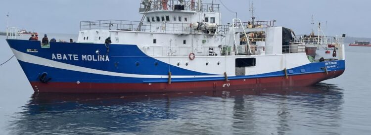 Buque científico Abate Molina emprende crucero para investigar el stock de anchoveta entre Atacama y Coquimbo
