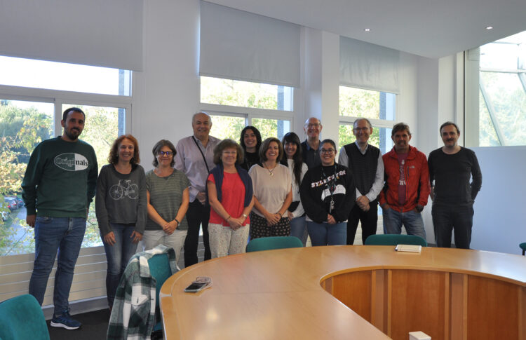 Desarrollan proyecto sobre eficiencia alimentaria en peces