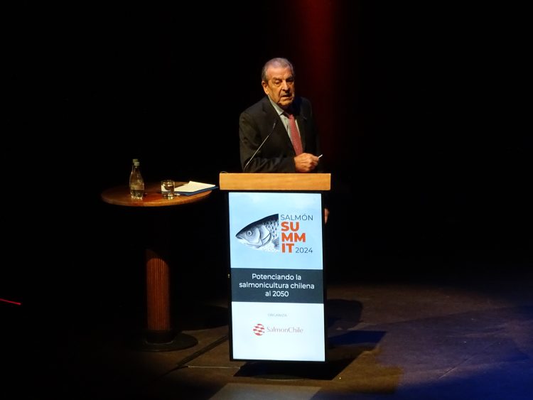 Salmón Summit 2024: Actores claves y líderes políticos piden con urgencia una visión país para la salmonicultura