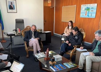 Mitilicultores se reúnen con el Gobernador Regional