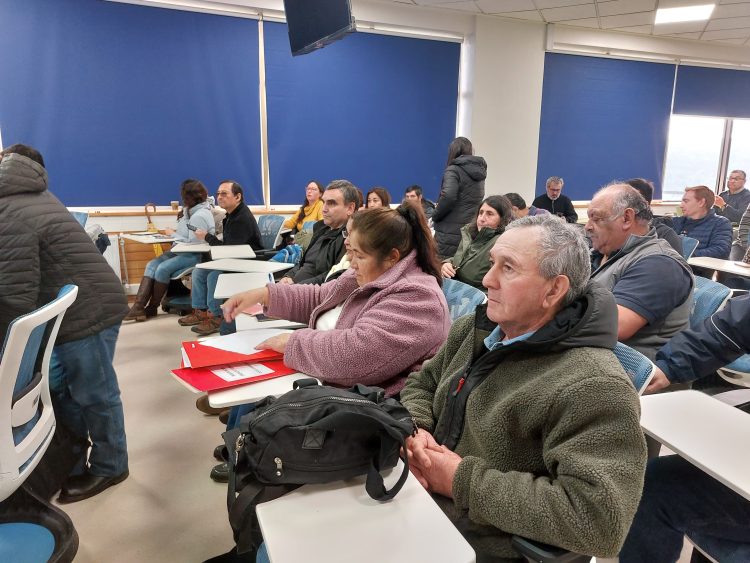 Realizan Taller macrozonal sobre reglamento de Acuicultura a Pequeña Escala