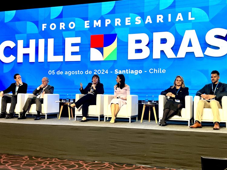 Loreto Seguel expuso sobre sostenibilidad en Foro Empresarial Chile-Brasil