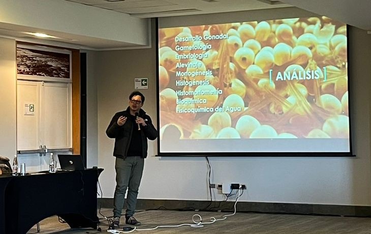 La charla fue dirigida por el CEO de la empresa, Dr. Eduardo Pulgar