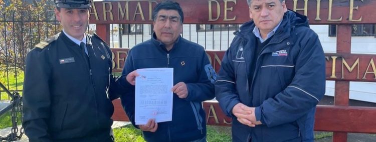Entregan primera relocalización de concesión de mitílidos en el marco de la Ley 21.183