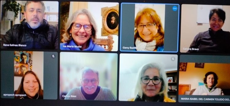 Integrantes de la organización Apropech.