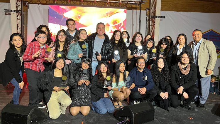 AquaChile y Fundación Musicarte cierran programa para niños en Quellón