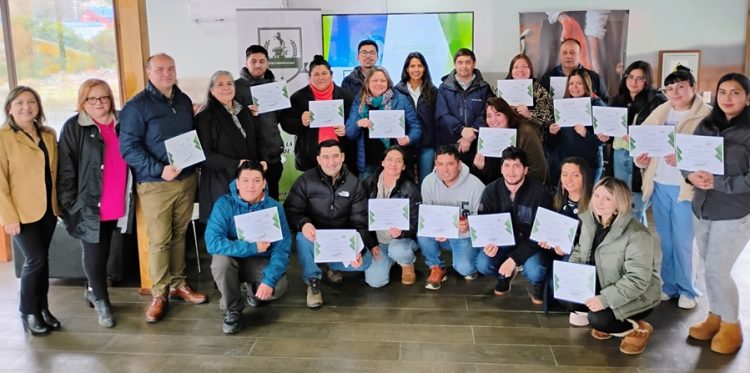 Capacitación a proveedores. Créditos AquaChile.
