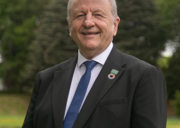 La medición de la huella de carbono en la industria salmonera.