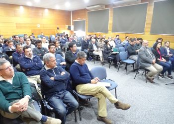 Actores clave analizan alcances y desafíos del nuevo reglamento para el manejo de lodos en pisciculturas