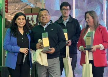 Patagonia Circular entrega reconocimiento a Blumar por su compromiso con la economía circular en Magallanes