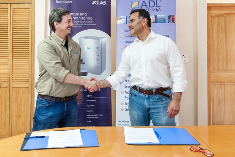 ADL y AOLAB firman alianza estratégica para potenciar servicios de monitoreo de bacterias y hongos en el agua