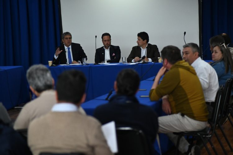 Plan Salmón a 50 años. Créditos Gore Los Lagos.