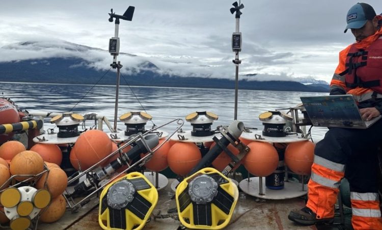 Desafíos en la medición de oleaje en fiordos de Chile: Un Workshop organizado por Nortek