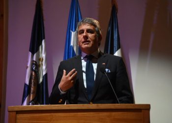 Gobernador Alejandro Santana: “La SMA tiene que regular, pero esa regulación tiene que ser complementaria”