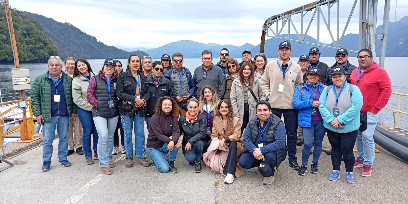 Mowi expande su innovador Turismo Salmonero a la Región de Los Lagos.