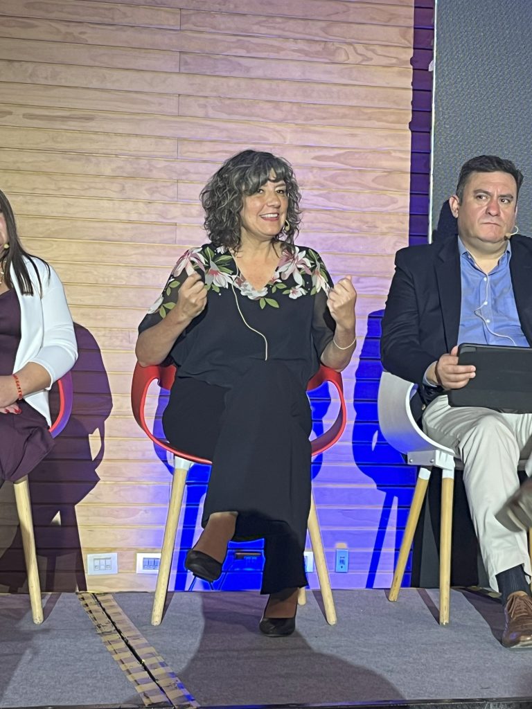 Dra. Alicia Gallardo, presidenta de la Comisión de Animales Acuáticos de la Organización Mundial de Sanidad Animal