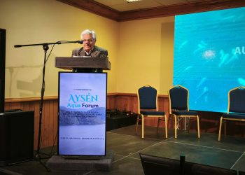 SalmonChile advierte sobre desafíos urgentes de la salmonicultura en Aquaforum y reunión con autoridades