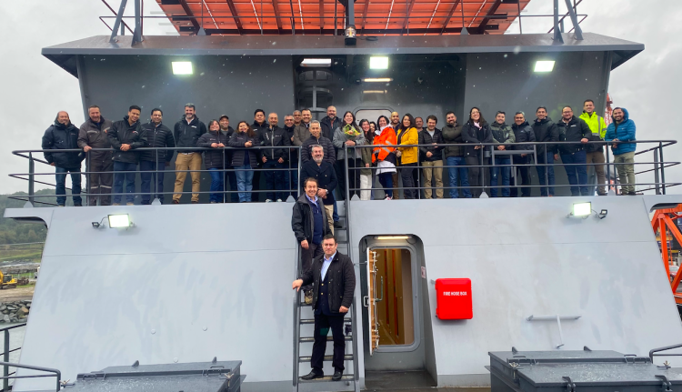 Mowi Chile inaugura “El Milodón”: El pontón energéticamente más sustentable de la industria