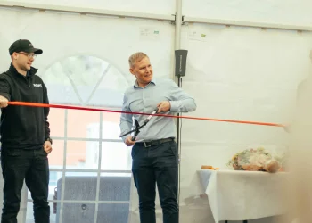 Mowi inaugura nueva instalación Post-Smolts en Haukå, Noruega
