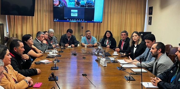 Multisindical se reúne con ministro Nicolás Grau