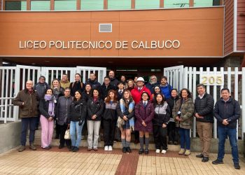 Empresas de la salmonicultura apoyan período de transición de liceo politécnico de Calbuco