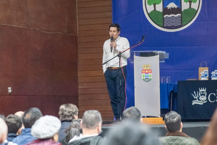 Camanchaca refuerza la prevención del robo de salmón con primer Seminario de Seguridad Comunitaria