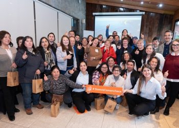 Camanchaca fortalece liderazgo comunitario
