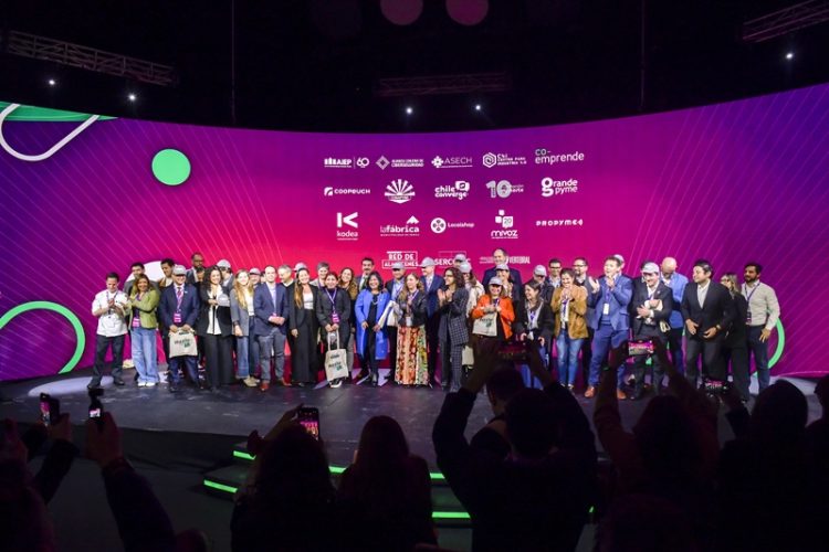 "Hazlo con IA" ofrece formación gratuita en IAGen