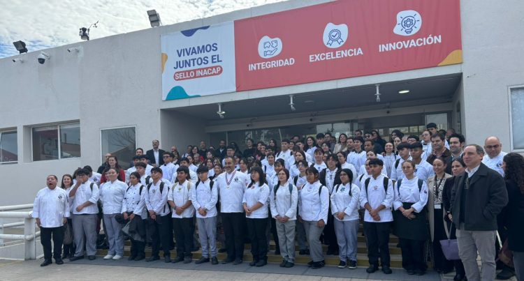 Salmón de Chile apoya por segundo año "Les Toques Blanches 2025"