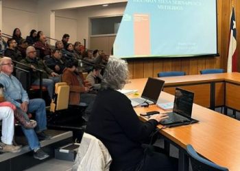 Sernapesca impulsa cumplimiento normativo con mitilicultores y acuicultores en Los Lagos
