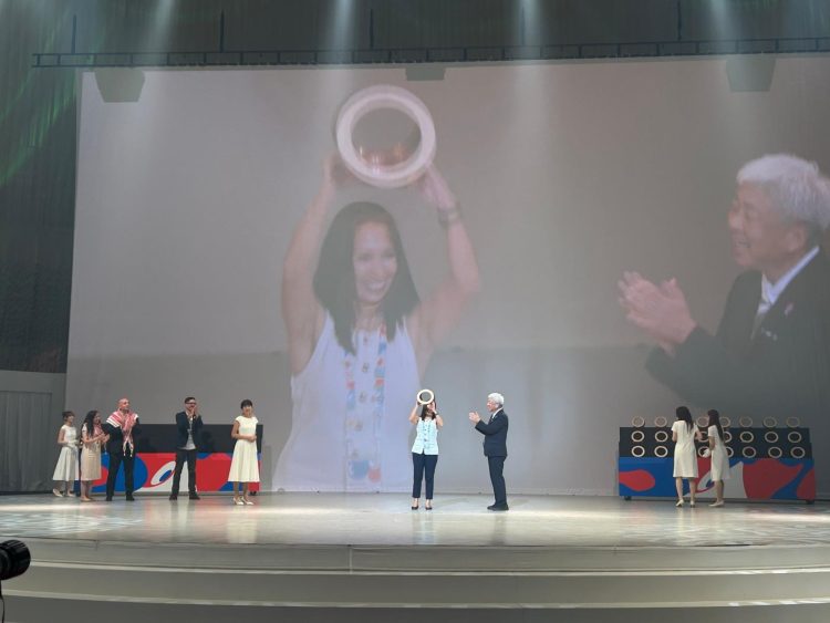 Paulina Nazal, Comisionada General de Chile para Expo Osaka 2025 y quien recibió el galardón en la ceremonia. Foto: ProChile