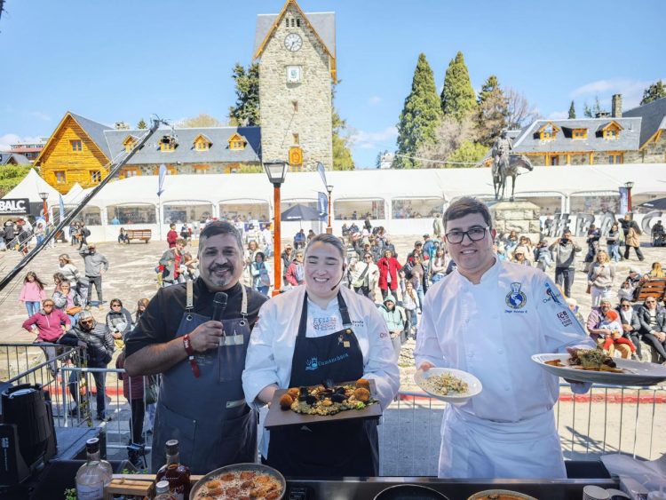 El salmón chileno participa como embajador gastronómico en Bariloche a la Carta 2025