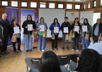 60 nuevos líderes en envejecimiento activo en Puqueldón
