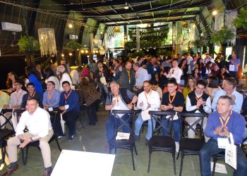 Veterquimica impulsa vacunas y terapias para el control de Aeromonas y SRS en salmones