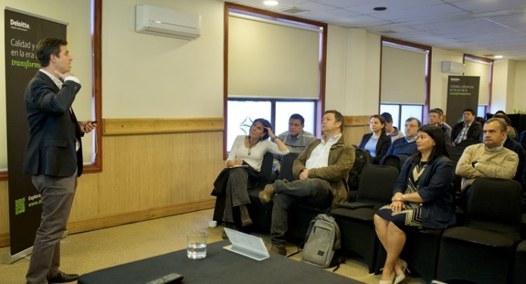 SalmonChile y Deloitte impulsan sostenibilidad en la cadena salmonicultora