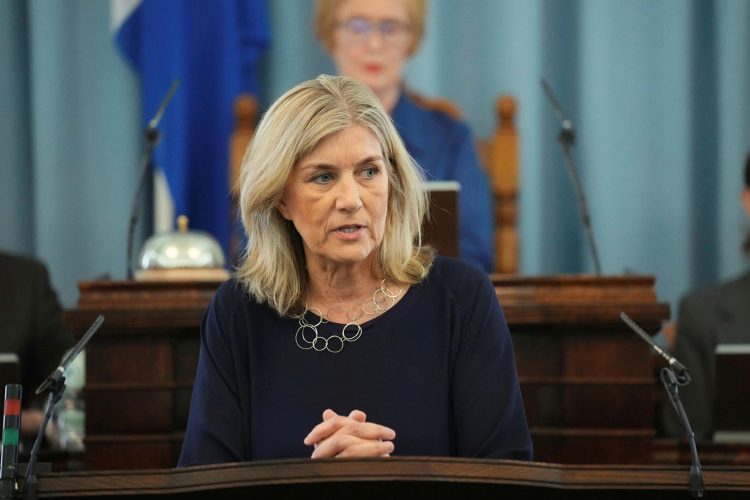 Islandia impulsa reforma integral a su ley de acuicultura en medio de presión ambiental internacional