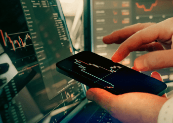 Chile seduce al capital global: bonos en pesos lideran el “Sell America” en la región