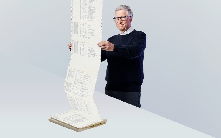 Bill Gates alerta: la inteligencia artificial redefinirá la sociedad y el trabajo como ninguna otra creación humana