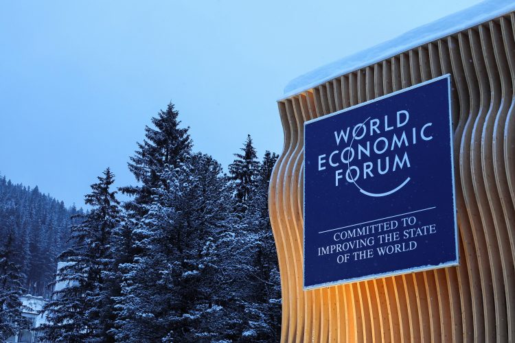 Empresa salmonera destaca en Davos al ubicarse entre las compañías más sustentables del planeta
