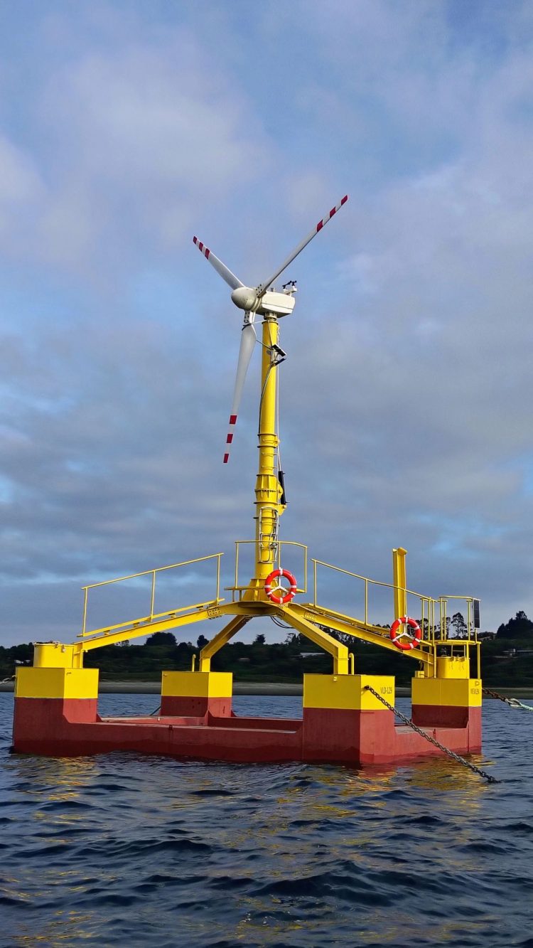 Proyecto Mewlen instala el primer generador eólico flotante del hemisferio sur con foco en la acuicultura