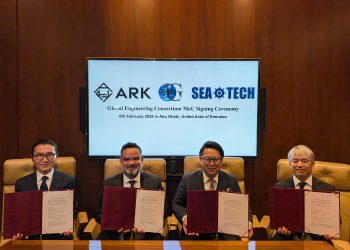 Abu Dhabi y empresa japonesa ARK firman acuerdo para megaproyecto RAS