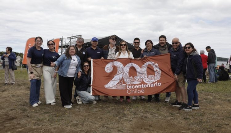 SalmonChile participó de exitosa cuarta versión del Día del Trabajador Salmonero en Quellón