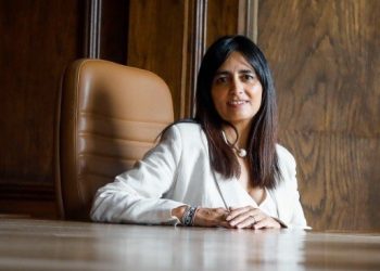 Subrei descarta alza inmediata pese a anuncio de Trump de subir arancel global a 15%