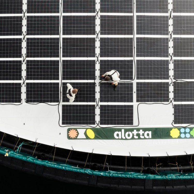 AKVA Group y Alotta presentan el nuevo «Alotta Square»: El salto hacia la autonomía solar en la industria