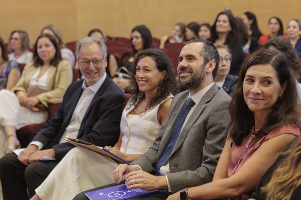 Ministerios de Hacienda y Economía, junto a ChileMujeres, presentaron una nueva versión del estudio que desde 2019 mide y visibiliza las brechas de género en el mundo empresarial