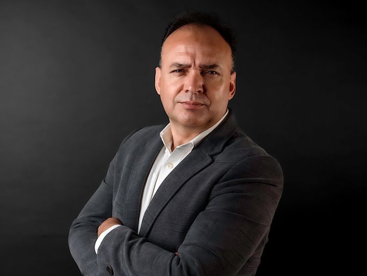 Columna de Franco A. Cerda Dubó