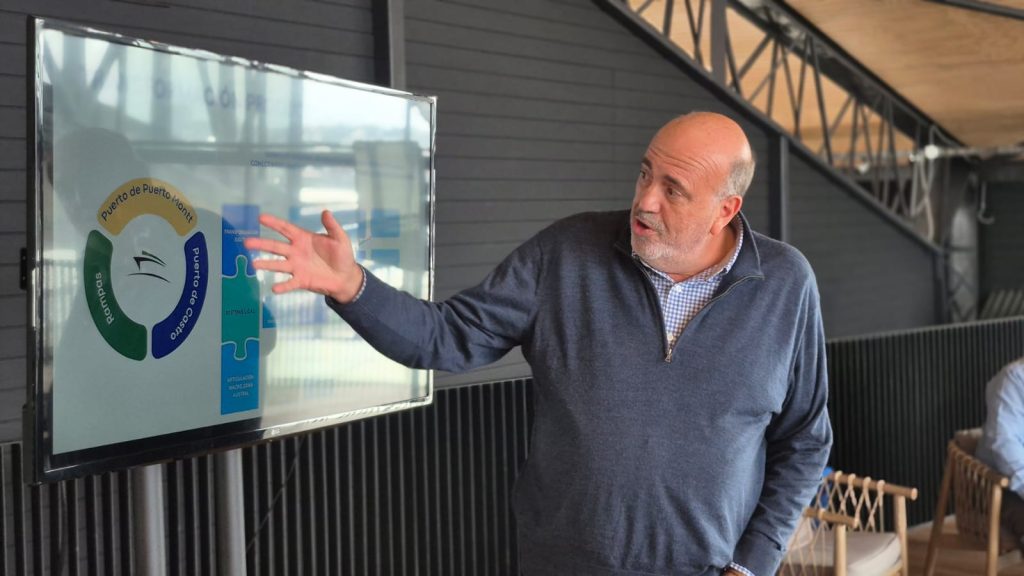 Empormontt presenta lineamientos estratégicos portuarios con foco en desarrollo logístico