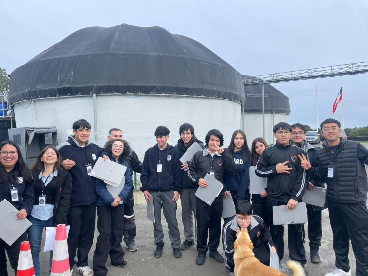 Proyecto Micelio inicia su nuevo ciclo con visitas con colegios y proyecta ampliar su alcance en el sur de Chile
